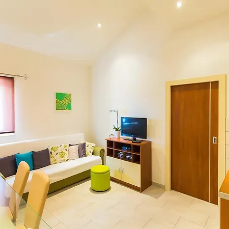 Apartment Margaretic